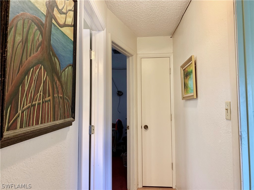 12903 Iona Road Fort Myers, FL 33908 - Photo 18 of 28 Gallery Image 18
