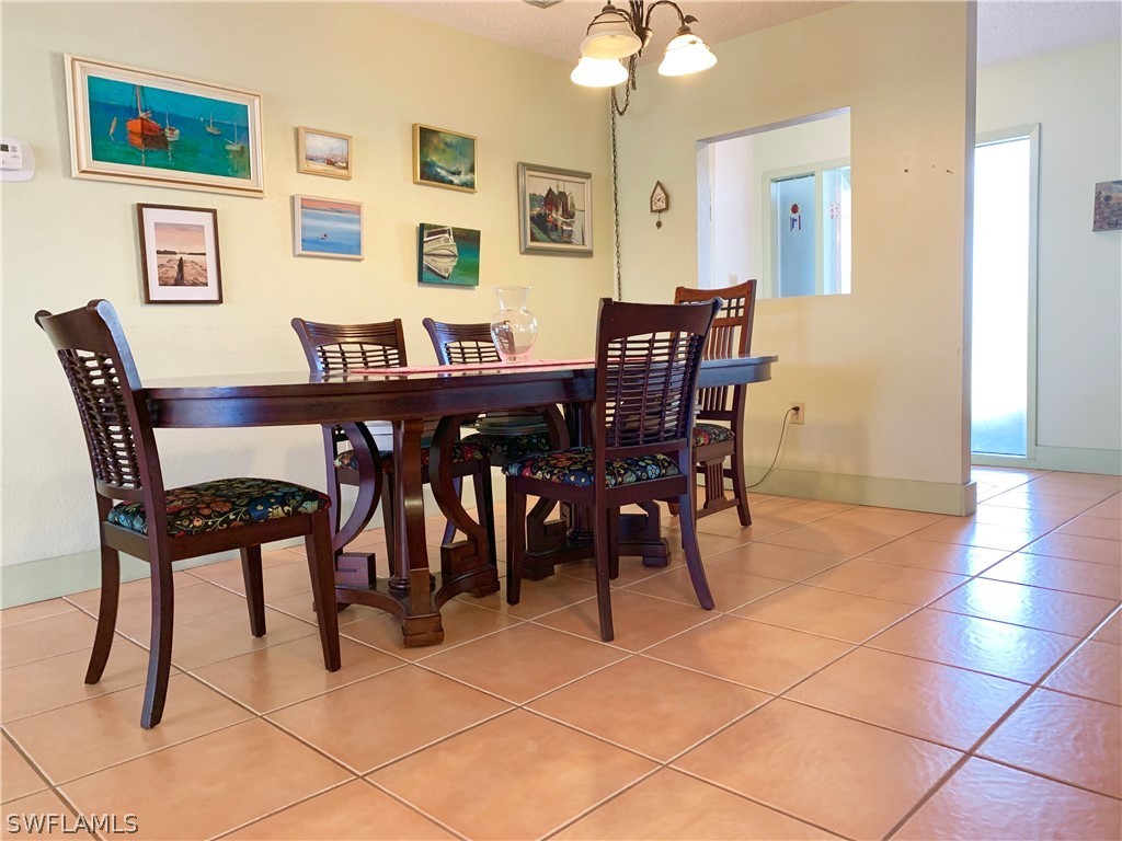 12903 Iona Road Fort Myers, FL 33908 - Photo 8 of 28 Gallery Image 8