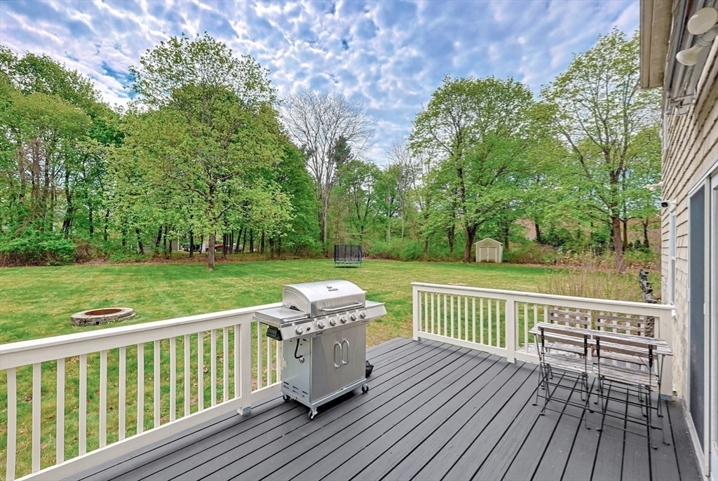 424 Dedham Street Wrentham, MA 02093 - Photo 32 of 40