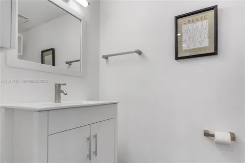 $3,500 | 3339 Virginia Street, Unit 339, Miami, FL 33133