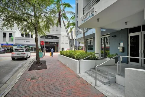 $3,500 | 3339 Virginia Street, Unit 339, Miami, FL 33133