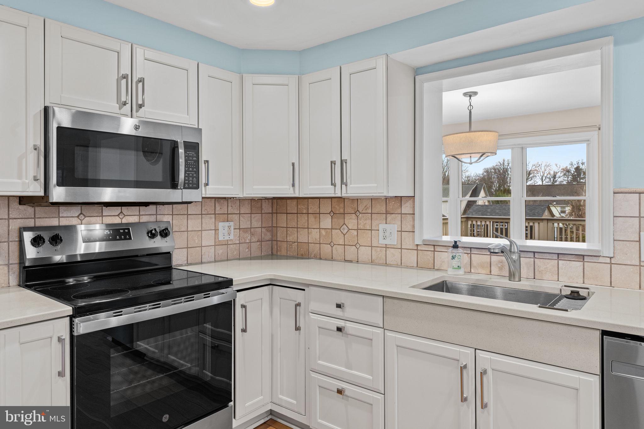 18 Manor Road Paoli, PA 19301 - Photo 11 of 41