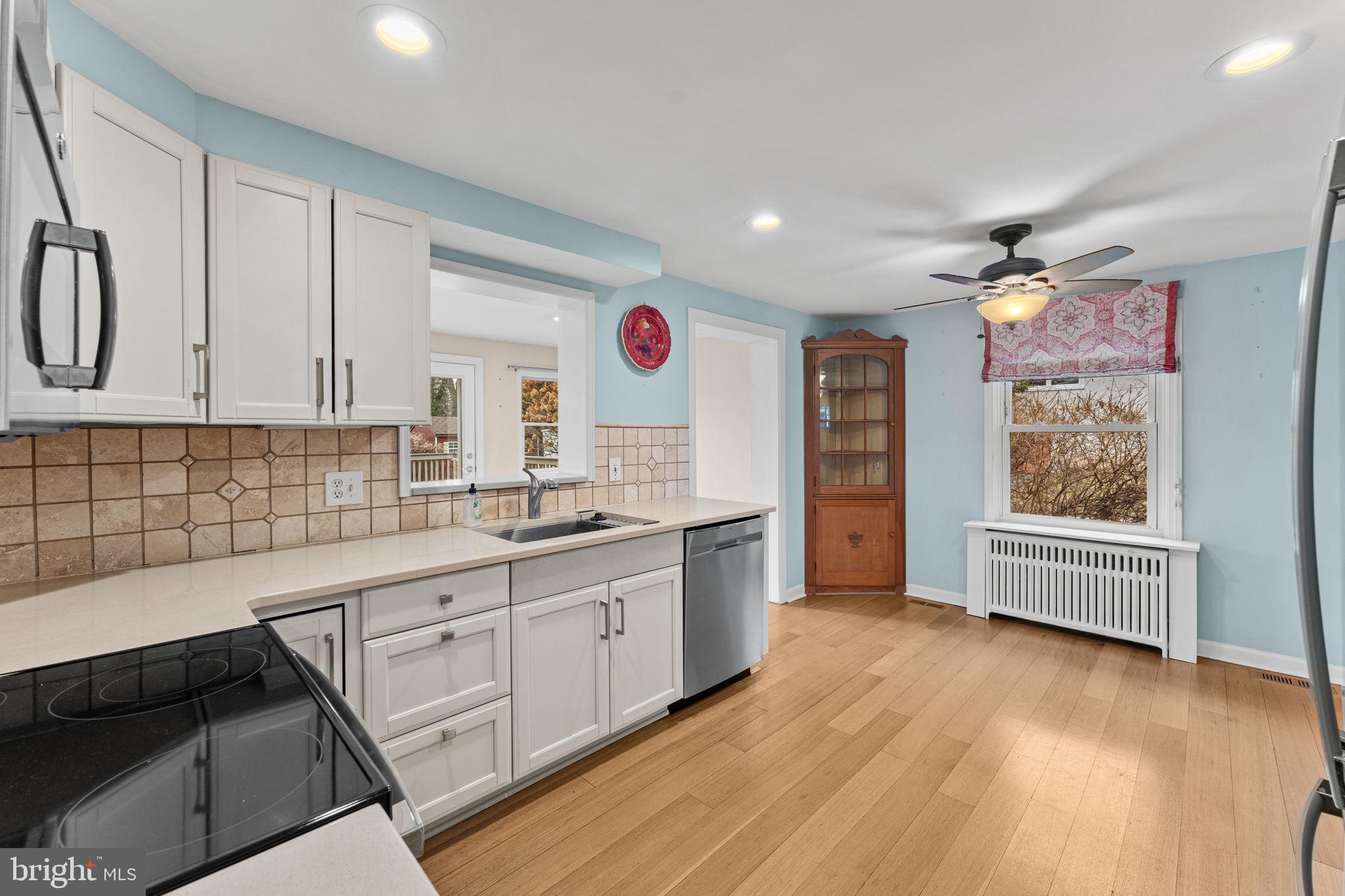 18 Manor Road Paoli, PA 19301 - Photo 12 of 41