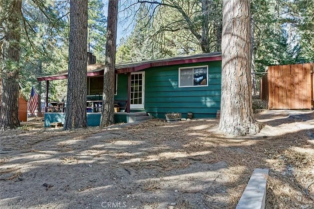 2524 Spring Drive Running Springs, CA 92382 - Photo 3 of 9