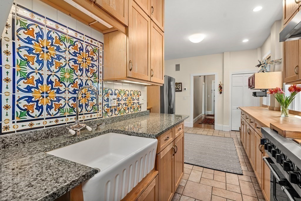 67 Rindge Avenue Cambridge, MA 02140 - Photo 16 of 28 Gallery Image 16