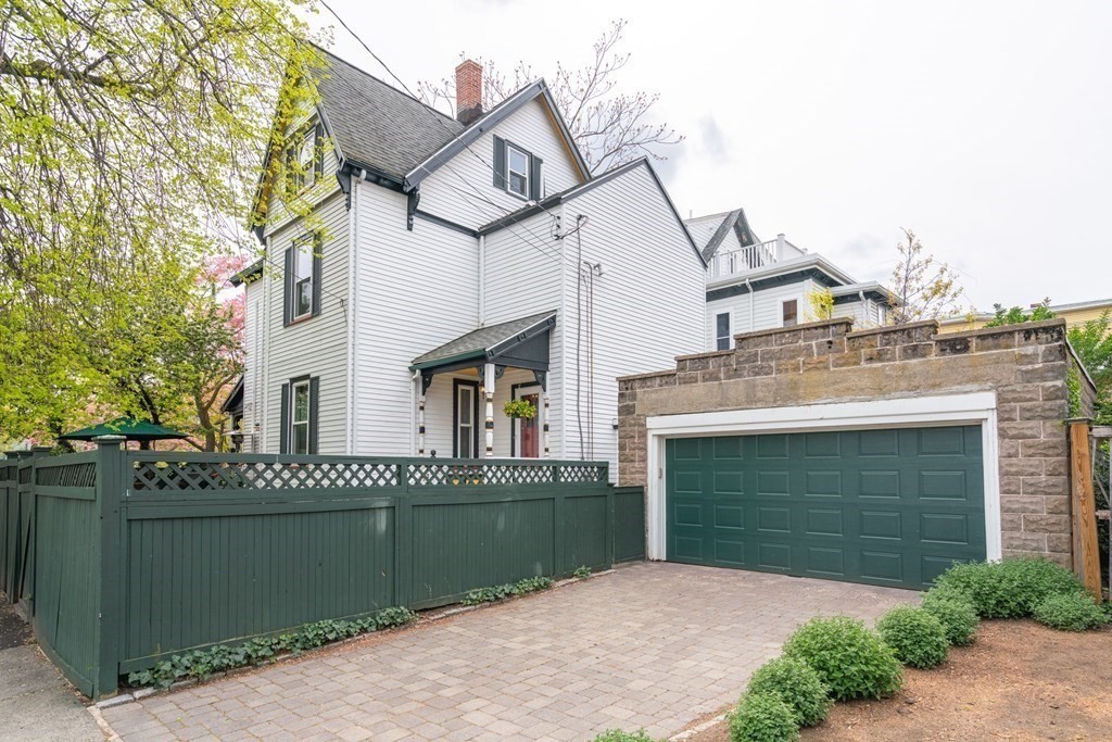 67 Rindge Avenue Cambridge, MA 02140 - Photo 4 of 28 Gallery Image 4