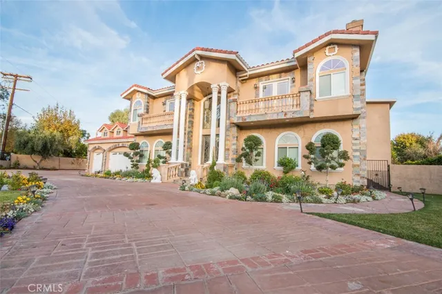 $19,500 | 10062 Valley Cir Boulevard, Chatsworth, CA 91311