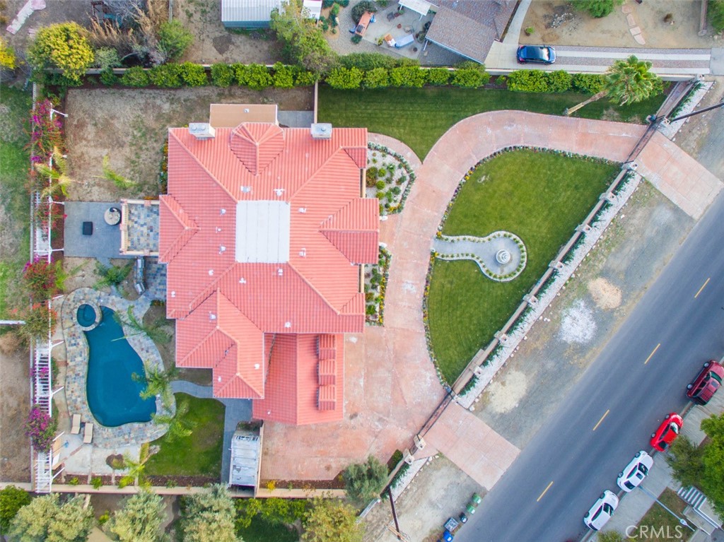 10062 Valley Cir Boulevard Chatsworth, CA 91311 - Photo 33 of 35 an aerial view of a house