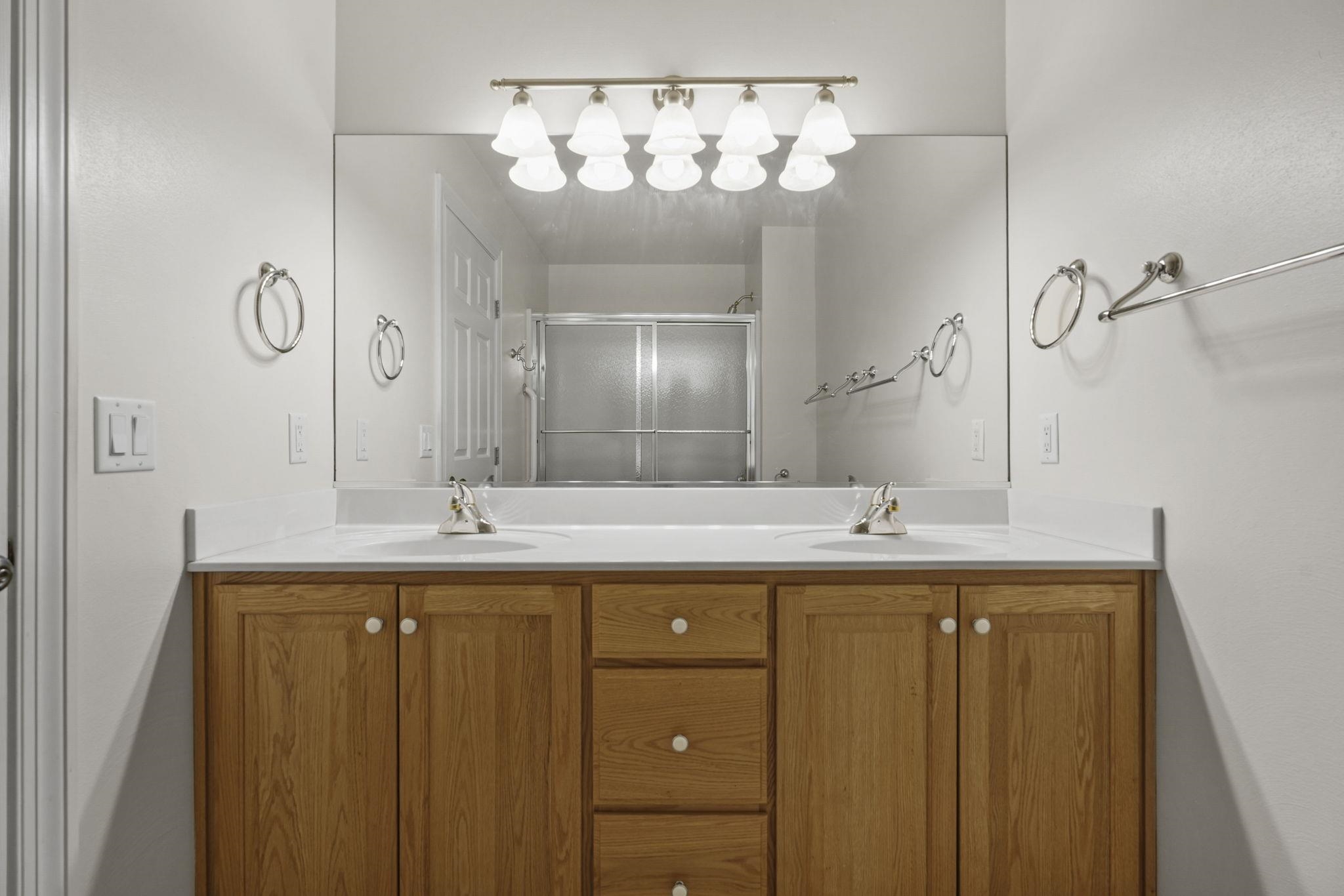 9106 Waterside Street Middleton, WI 53562 - Photo 20 of 36