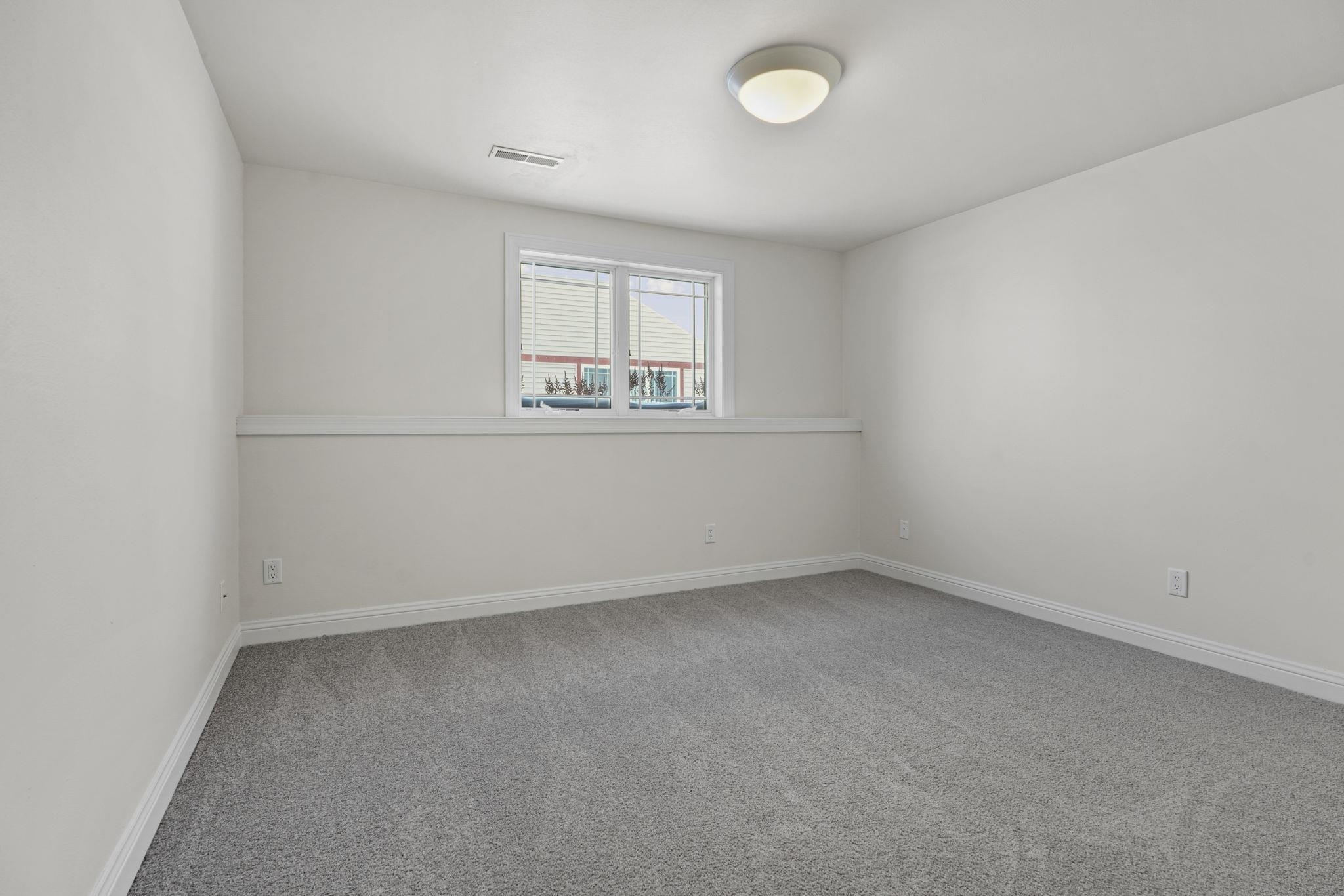 9106 Waterside Street Middleton, WI 53562 - Photo 30 of 36