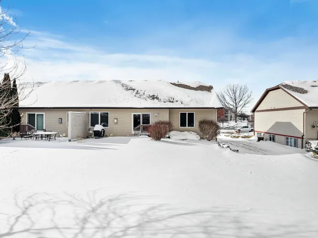 $575,000 | 9106 Waterside Street, Middleton, WI 53562