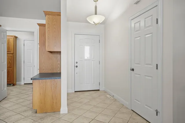 $575,000 | 9106 Waterside Street, Middleton, WI 53562