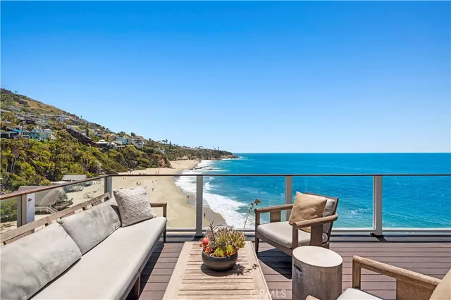 $9,995,000 | 31889 Circle Drive, Laguna Beach, CA 92651
