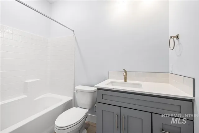 $450,000 | 2173 Austin Way, Fruitland, ID 83619