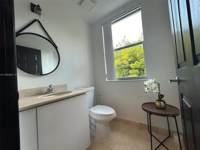 $649,000 | 2142 Van Buren Street, Unit 501, Hollywood, FL 33020