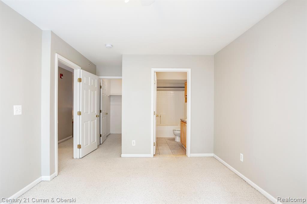 16944 Farmington Road, Unit 22 Livonia, MI 48154 - Photo 13 of 25