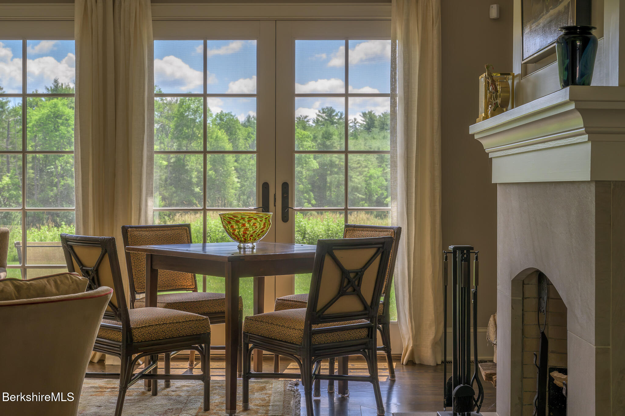 36 Yale Hill Road Stockbridge, MA 01262 - Photo 23 of 60 Living room detail