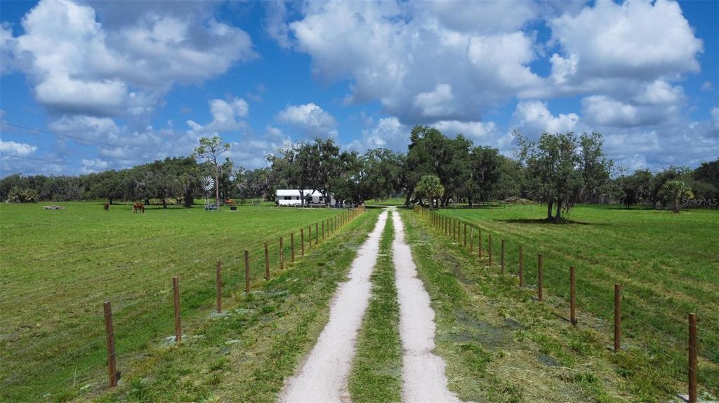 1635 Southwest Rodgers Avenue Arcadia, FL 34266 - Photo 3 of 32 a view of a park with large trees
