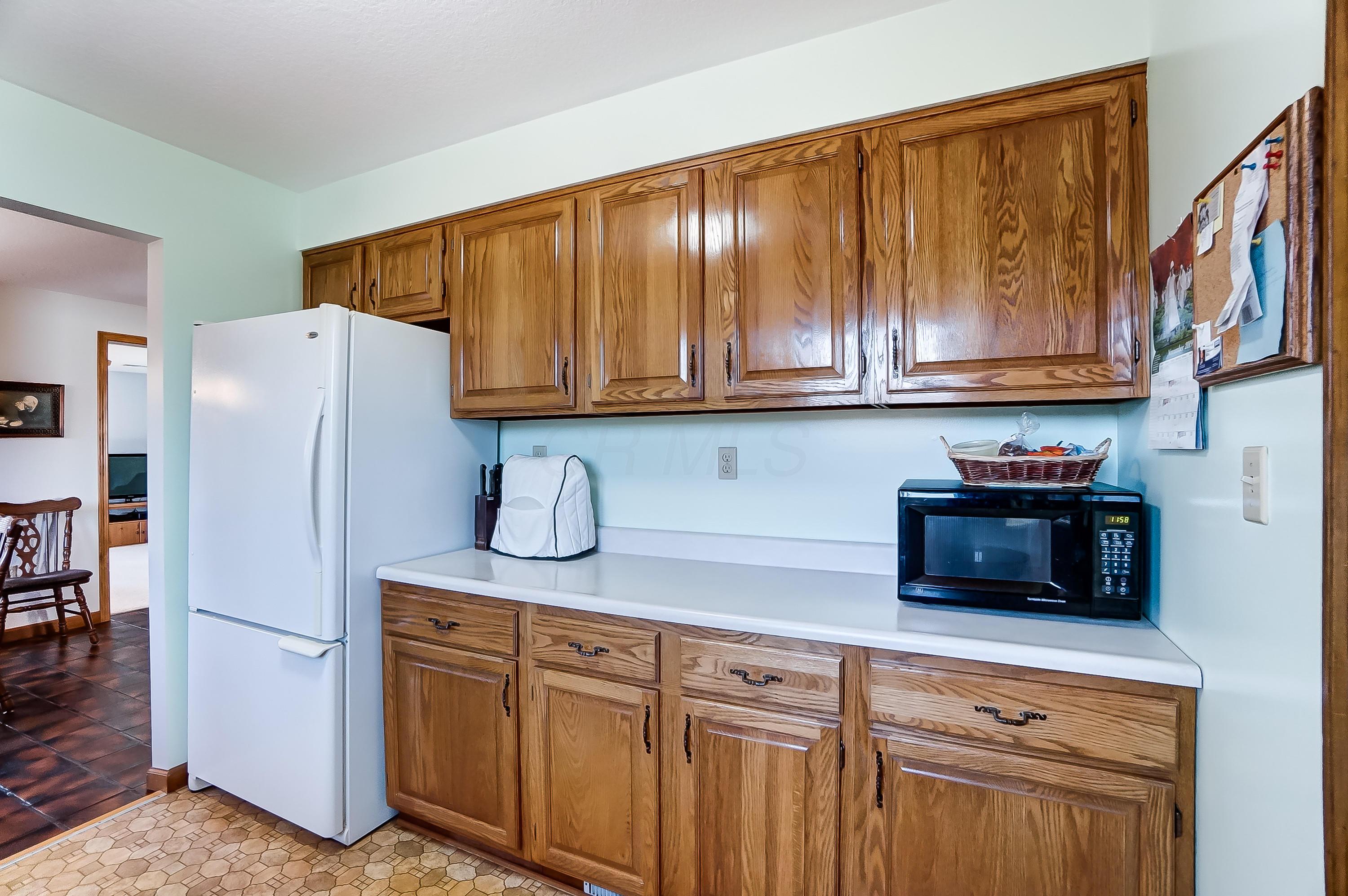 5233 Porter Road Northeast Newark, OH 43055 - Photo 15 of 40