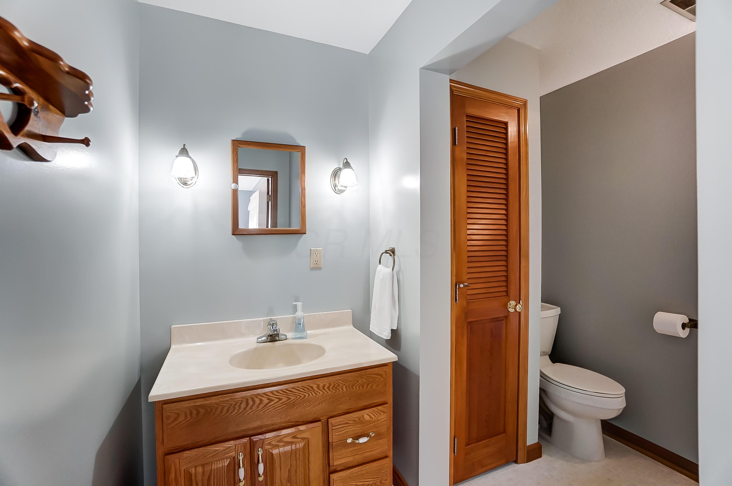 5233 Porter Road Northeast Newark, OH 43055 - Photo 19 of 40