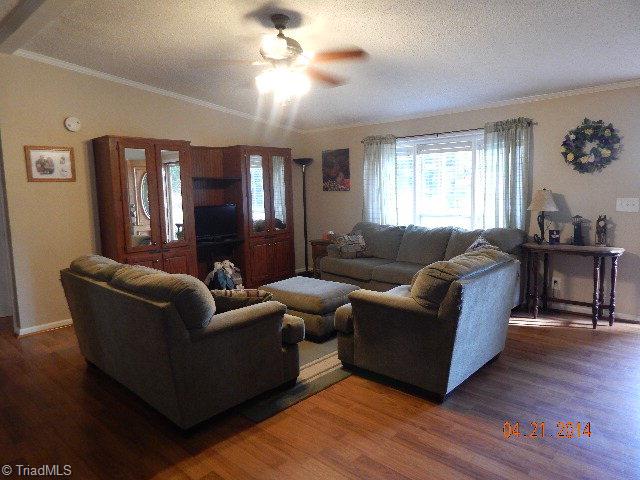259 Red Top Road Ferguson, NC 28624 - Photo 3 of 19 Family Room