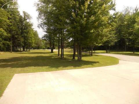 6690 Oak Road Vassar, MI 48768 - Photo 9 of 10 20366020-8.JPG