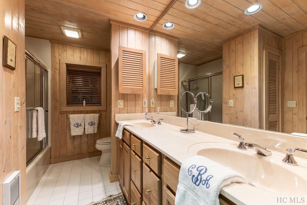 554 Moorewood Road Highlands, NC 28741 - Photo 25 of 30 Gallery Image 25