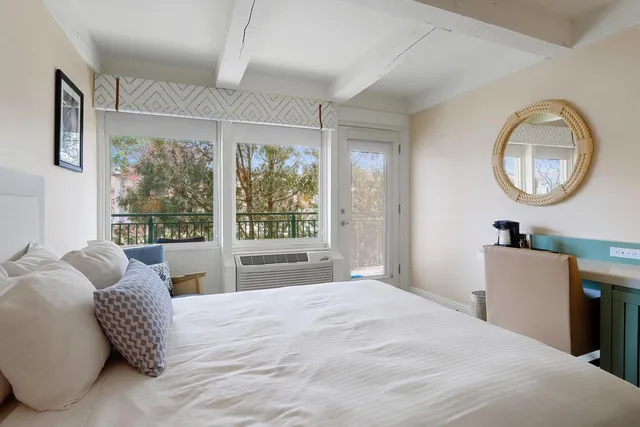 $119,500 | 269 Fontana Boulevard, Unit 2663, Fontana, WI 53125