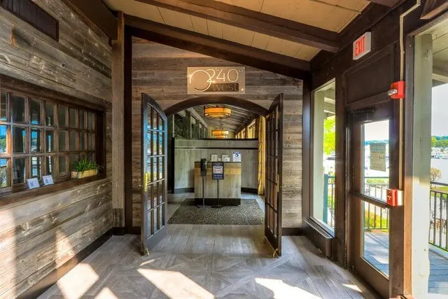 $119,500 | 269 Fontana Boulevard, Unit 2663, Fontana, WI 53125