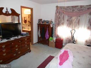 15509 Broadfording Road Clear Spring, MD 21722 - Photo 20 of 25 Bedroom (Master)