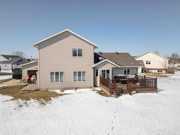 $624,500 | 722 42 Avenue South, Moorhead, MN 56560