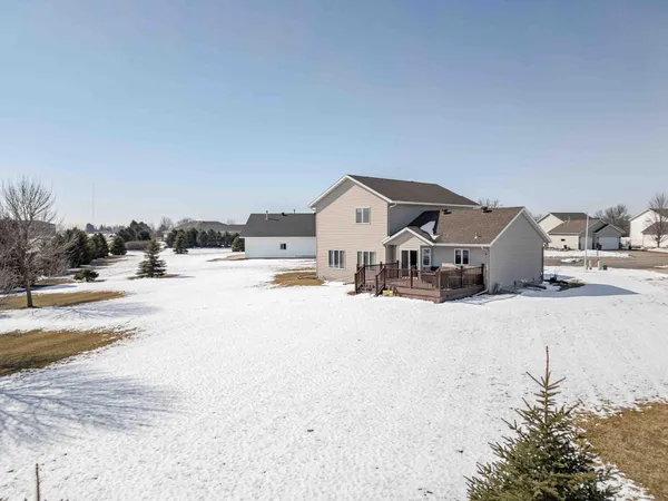 $624,500 | 722 42 Avenue South, Moorhead, MN 56560