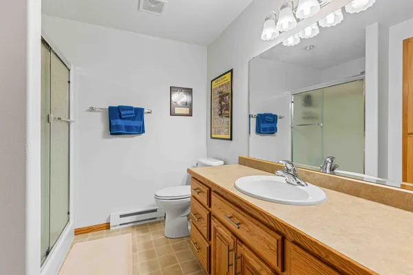 $624,500 | 722 42 Avenue South, Moorhead, MN 56560