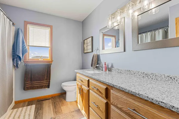 $624,500 | 722 42 Avenue South, Moorhead, MN 56560