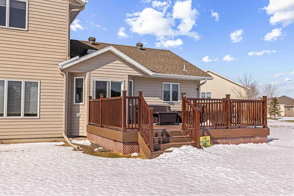 $624,500 | 722 42 Avenue South, Moorhead, MN 56560