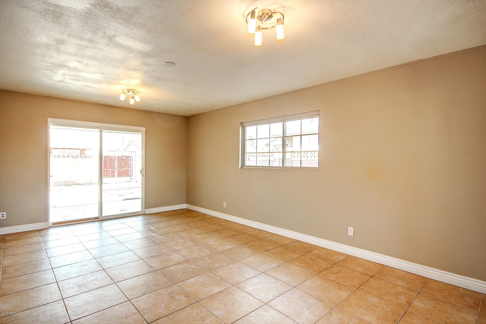 3608 West Lawrence Road Phoenix, AZ 85019 - Photo 6 of 27 0024-Lawrence (4)