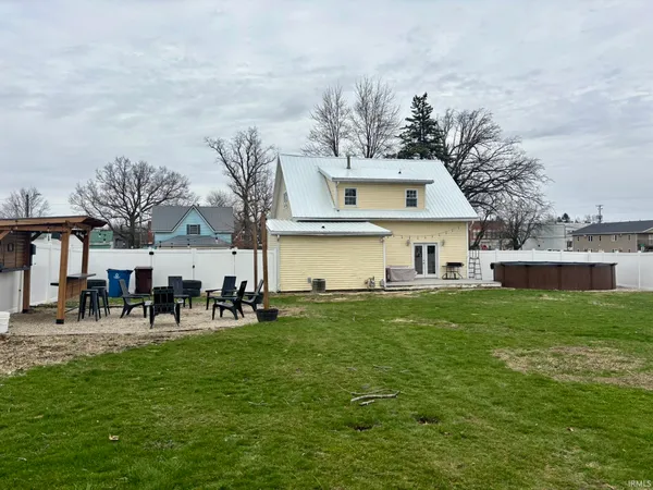 $185,000 | 210 East Shackley Street, Geneva, IN 46740