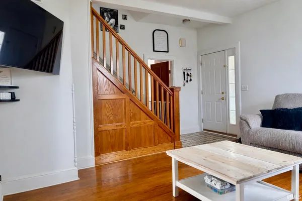 $185,000 | 210 East Shackley Street, Geneva, IN 46740