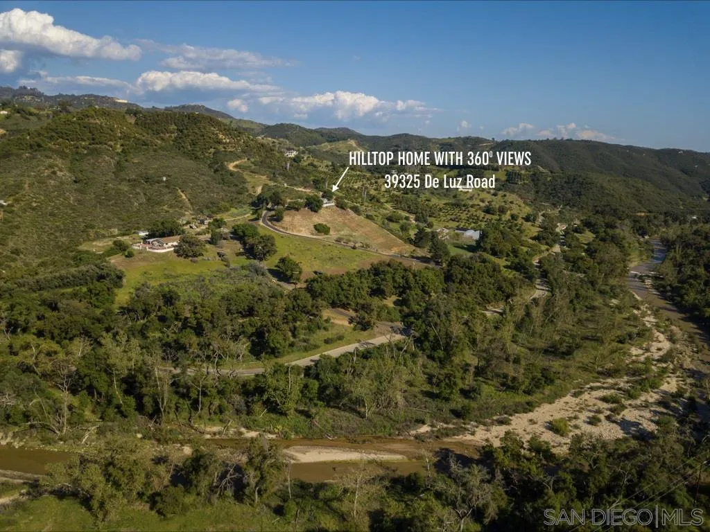 39325 De Luz Road Fallbrook, CA 92028 - Photo 3 of 25 a view of a city