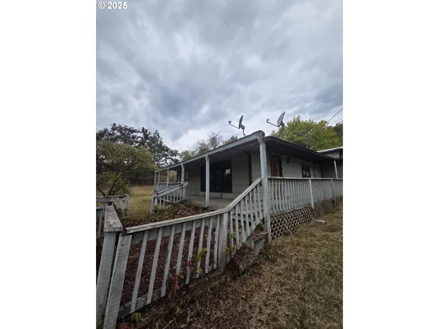 $165,300 | 188 Robin Street, Roseburg, OR 97470