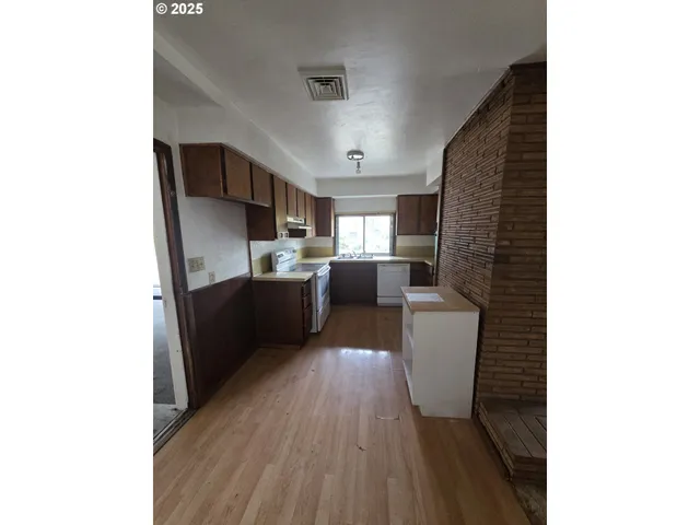 $165,300 | 188 Robin Street, Roseburg, OR 97470