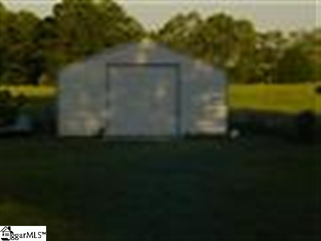 129 Archibald Road Chesnee, SC 29323 - Photo 5 of 24 Gallery Image 5