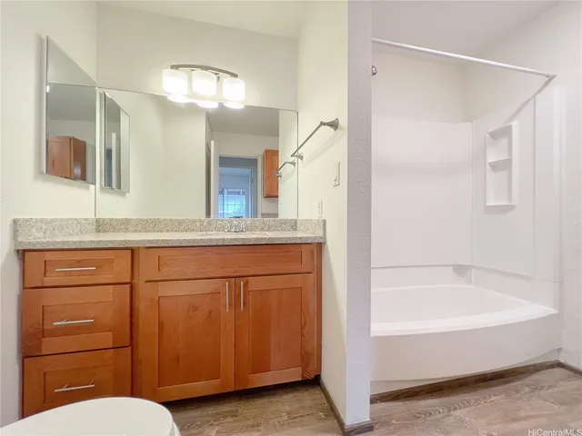 $2,500 | 625 Mananai Place, Unit T, Honolulu, HI 96818