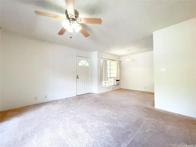 $2,500 | 625 Mananai Place, Unit T, Honolulu, HI 96818