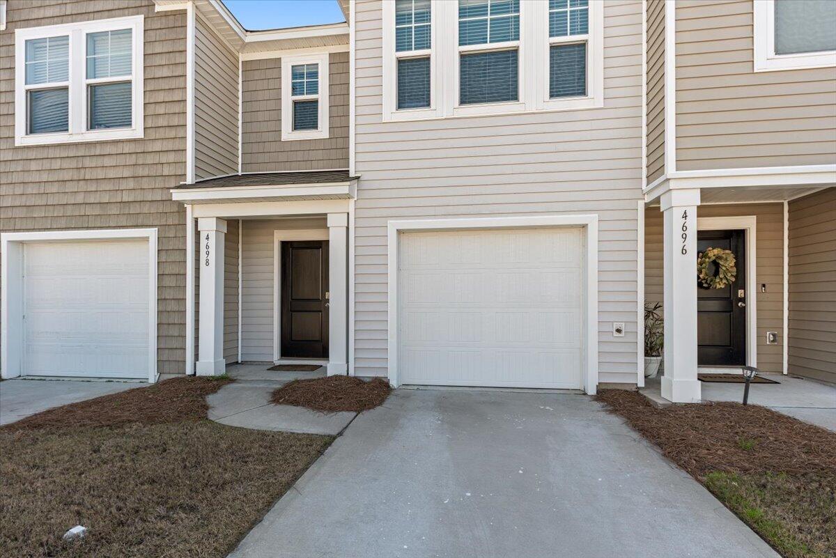 4698 Palm View Circle North Charleston, SC 29418 - Photo 2 of 29 02-LLP9443
