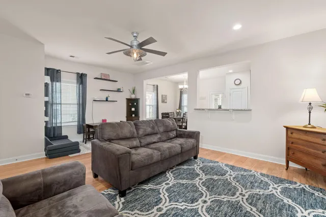 $425,000 | 1067 Bennington Drive, Charleston, SC 29492