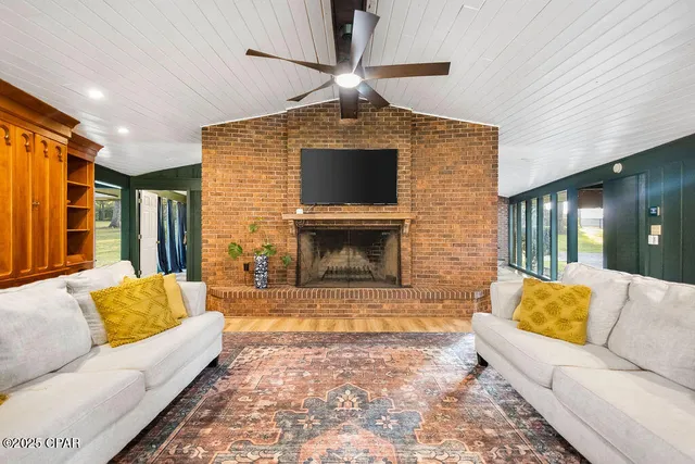 $599,999 | 912 Highway 277, Chipley, FL 32428