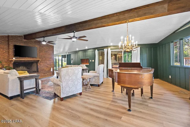 $599,999 | 912 Highway 277, Chipley, FL 32428