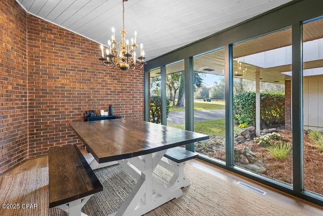 $599,999 | 912 Highway 277, Chipley, FL 32428