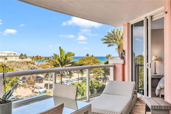 $1,425,000 | 2051 Southeast 3rd Street, Unit 407, Deerfield Beach, FL 33441